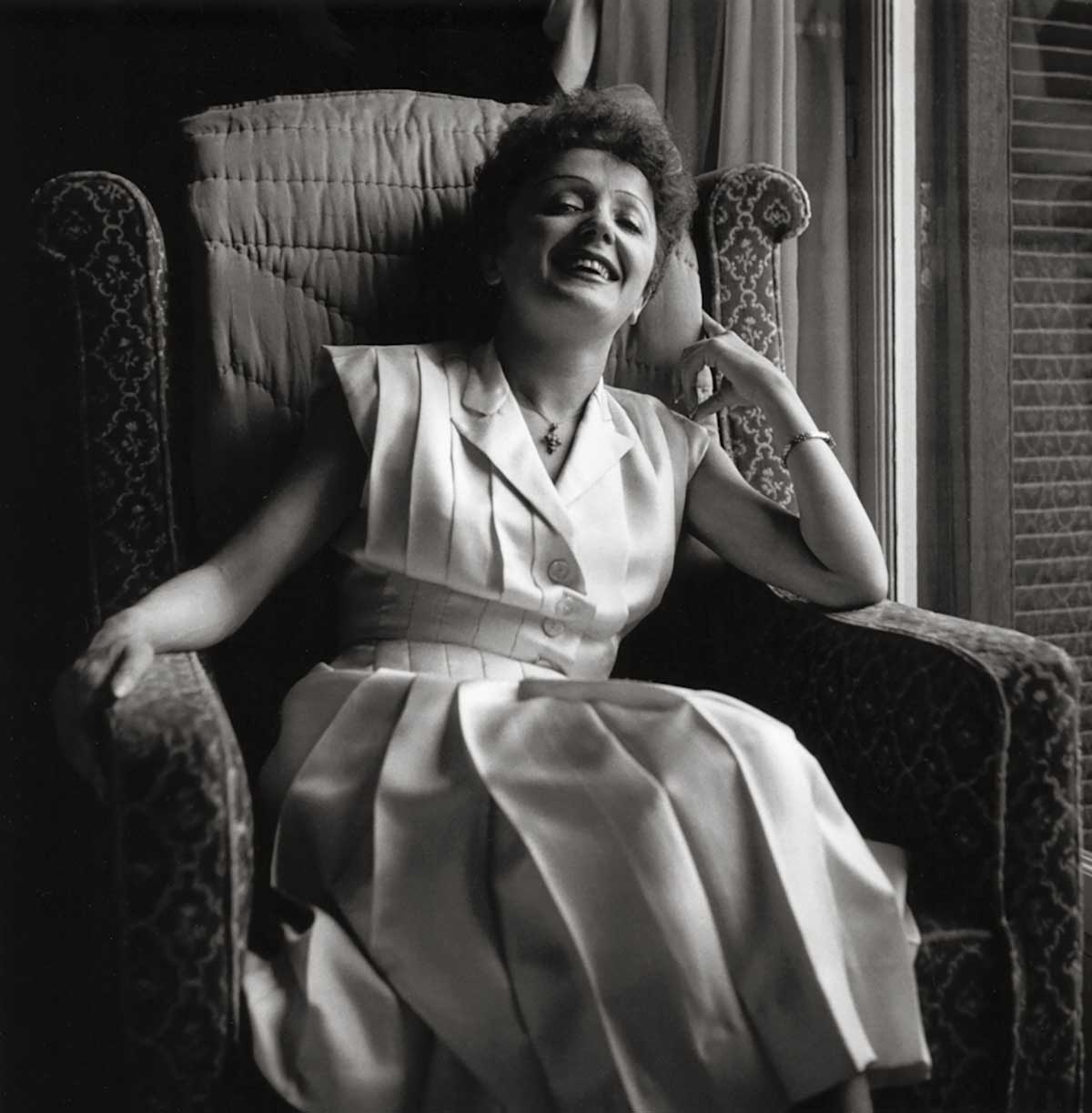 Édith Piaf, Paris, c1950 © Marilyn Stafford