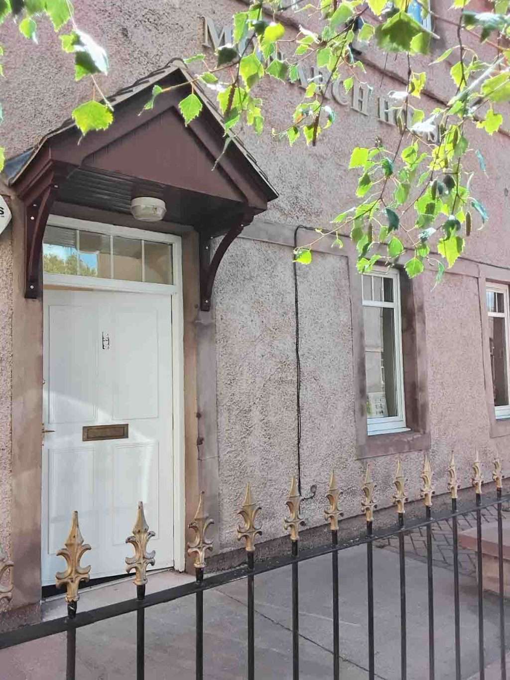 Gateway Gallery's exterior